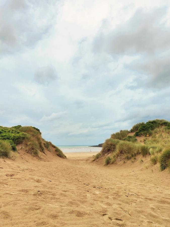 7 Putsborough - Luxury Apartment At Byron Woolacombe, Only 4 Minute Walk To Woolacombe Beach! Экстерьер фото